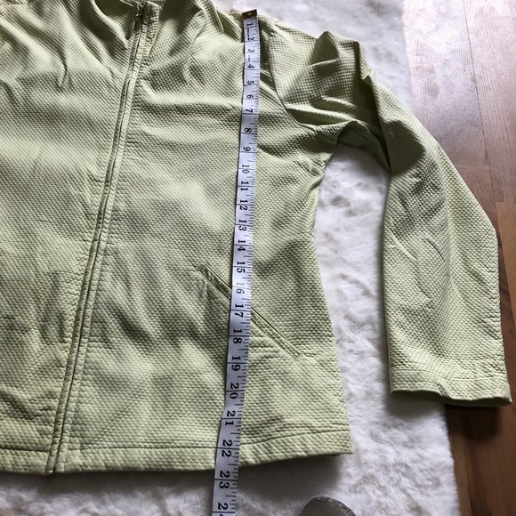 Eileen Fisher pastel green Quilted Jacket size Small - Picture 8 of 8